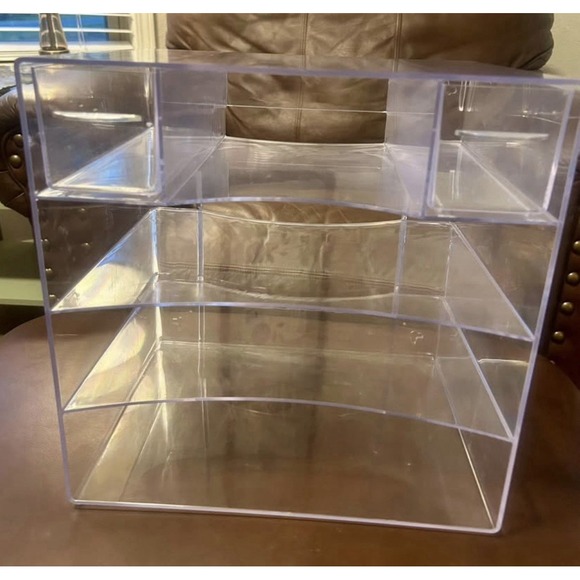 Rubbermaid Clear Acrylic Organizer Or Storage Box With Multiples Drawers - Picture 2 of 9